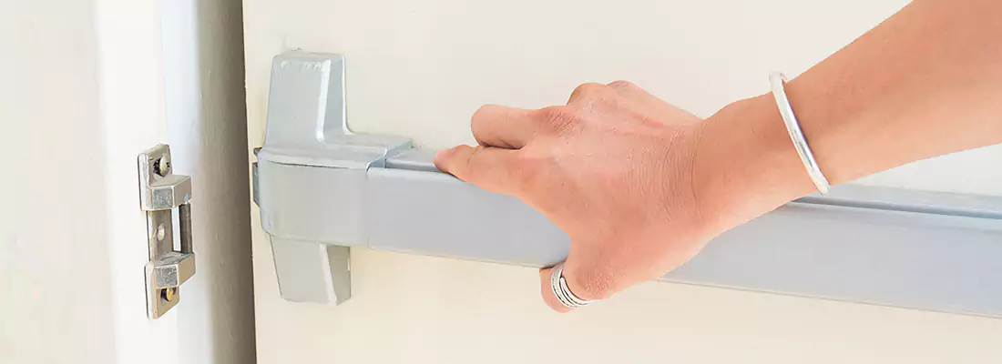 Fast and Affordable Door Panic Bar Installation in Alafaya, FL